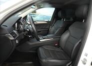 Mercedes-Benz GL 8