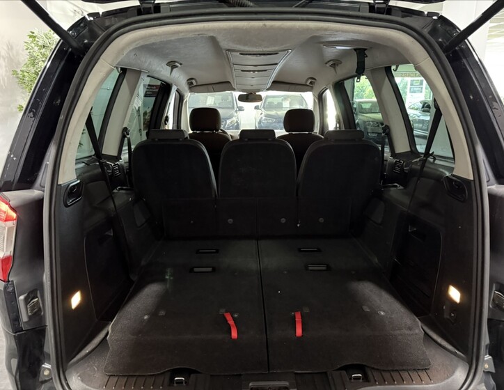 Ford Galaxy 21