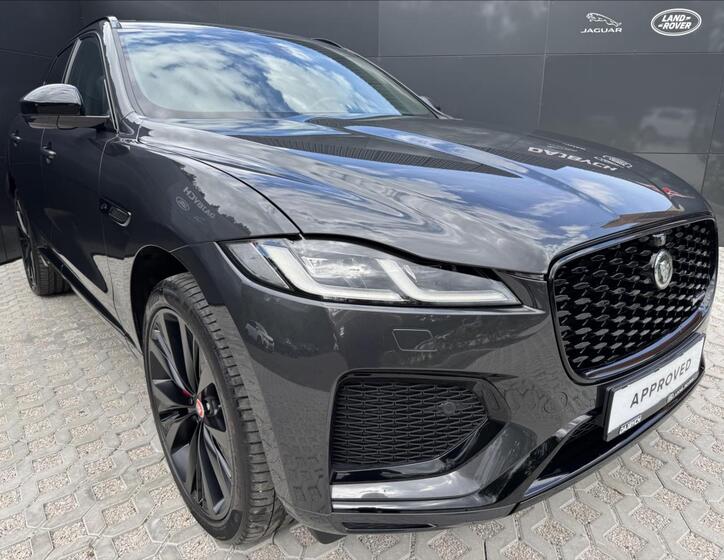 Jaguar F-Pace 20