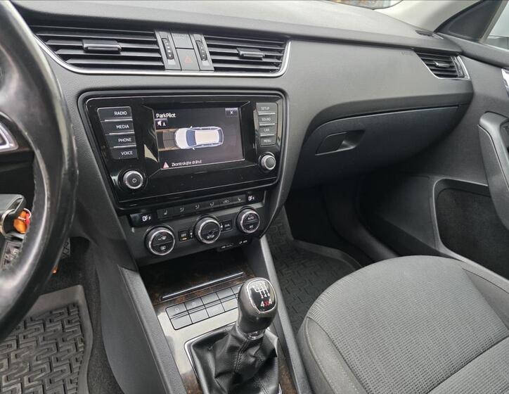 Škoda Octavia 13