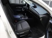 Mazda CX-30 11