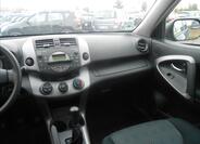 Toyota RAV4 13