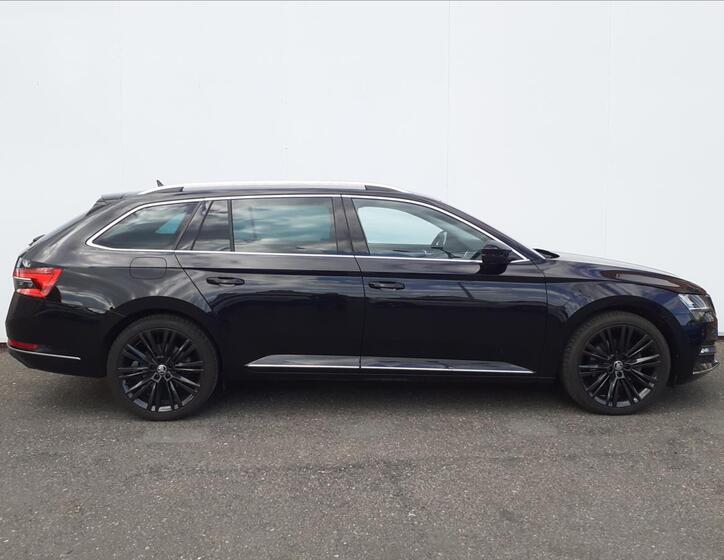 Škoda Superb 25