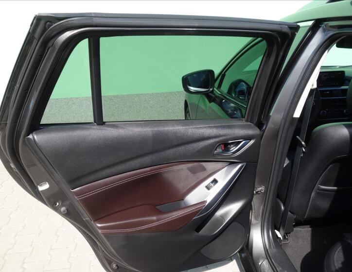 Mazda 6 29