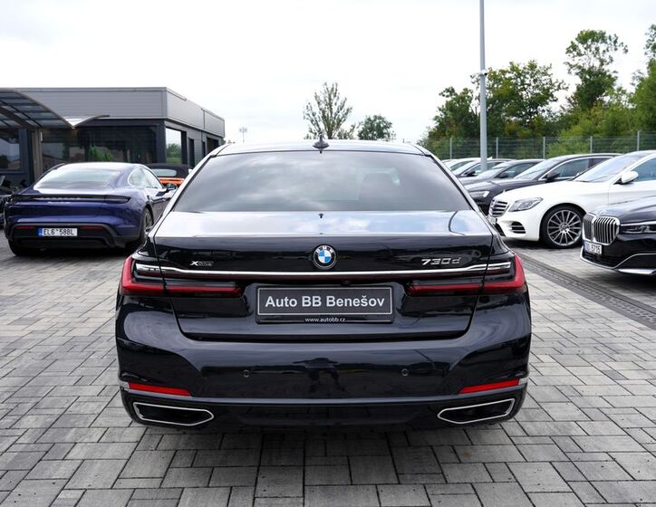 BMW Řada 7 5