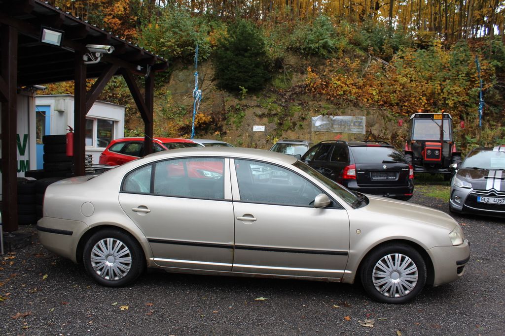 Škoda Superb