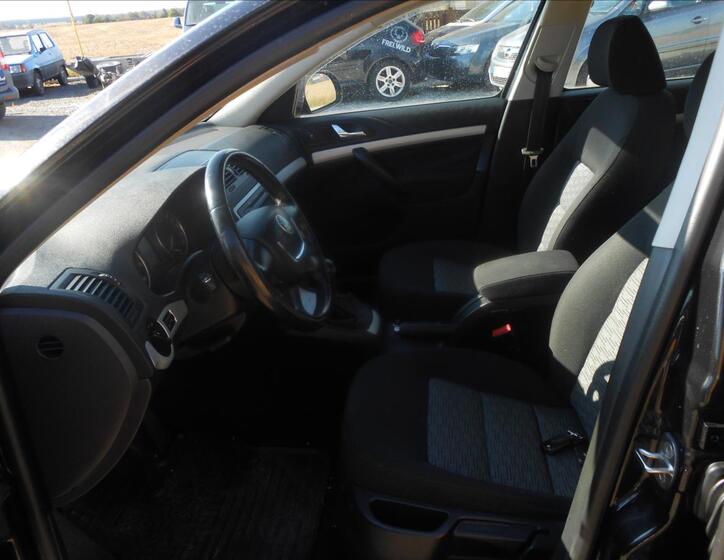 Škoda Octavia 12