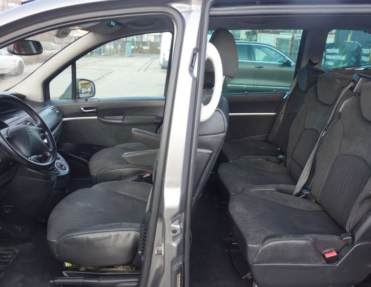 Peugeot 807 16