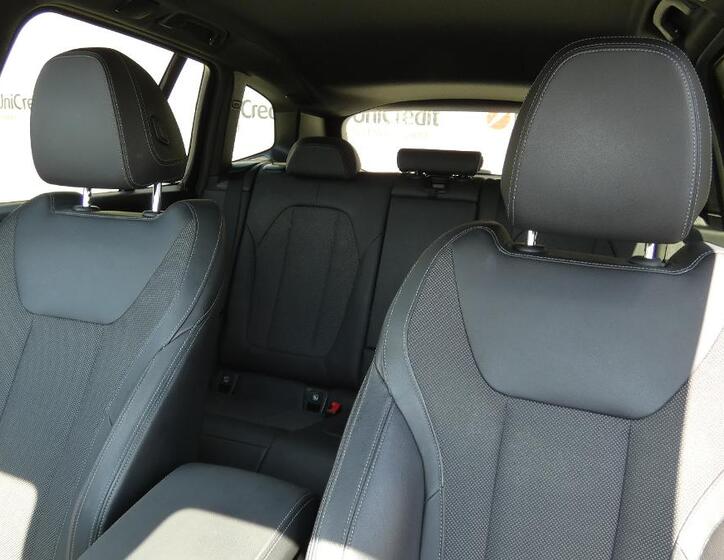 BMW X3 7