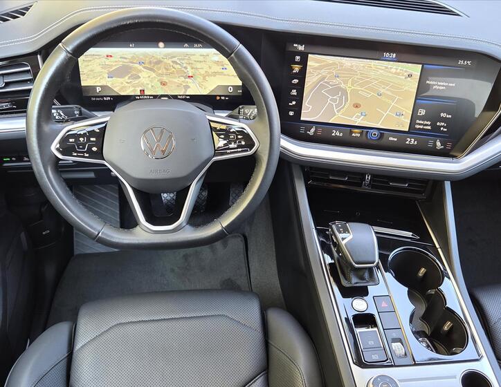 Volkswagen Touareg 14