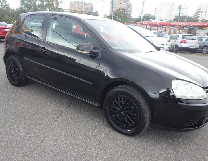 Volkswagen Golf 11