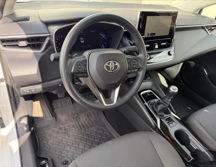 Toyota Corolla 8