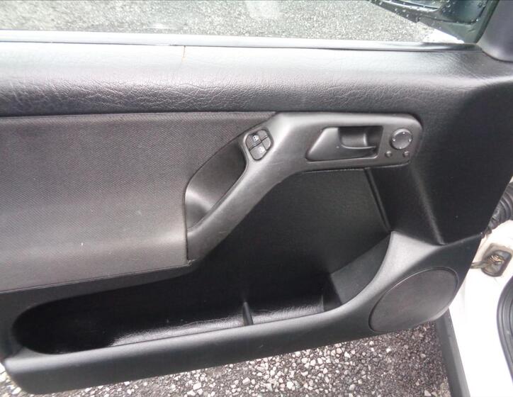 Volkswagen Golf 9