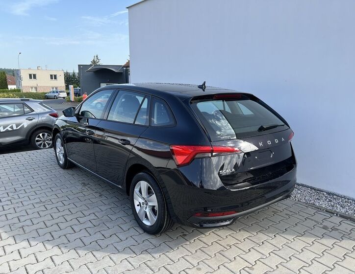 Škoda Scala 5