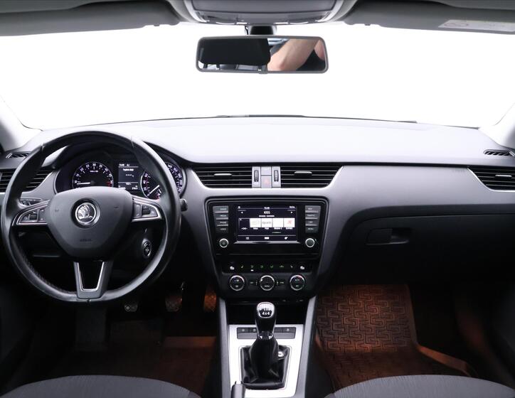 Škoda Octavia 24