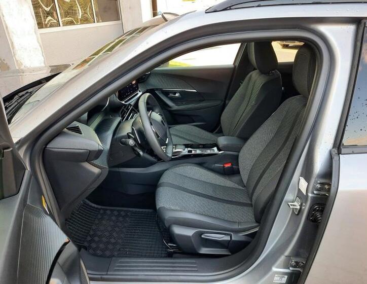 Peugeot 2008 12