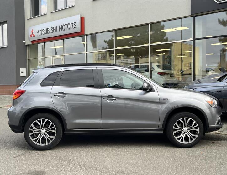 Mitsubishi ASX 4