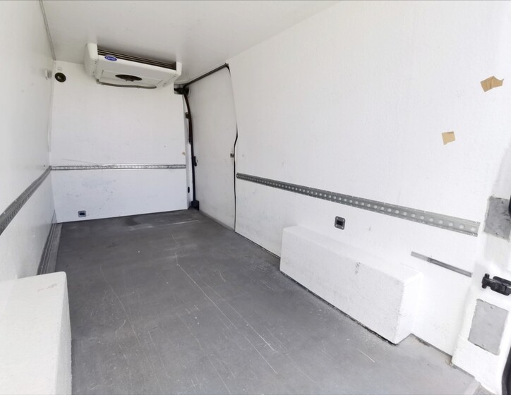 Renault Master 17