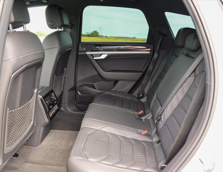 Volkswagen Touareg 17