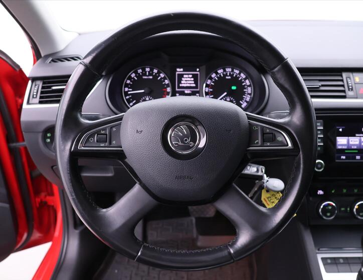 Škoda Octavia 19