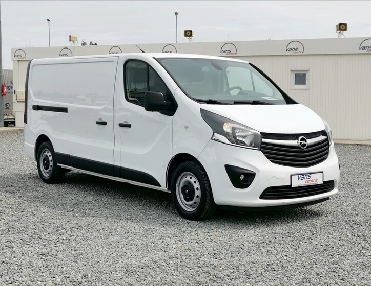 Opel Vivaro 2