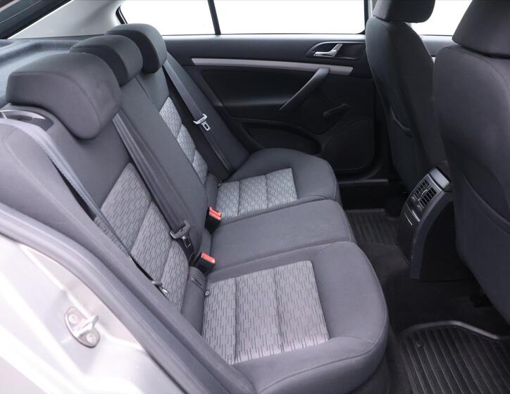 Škoda Octavia 15