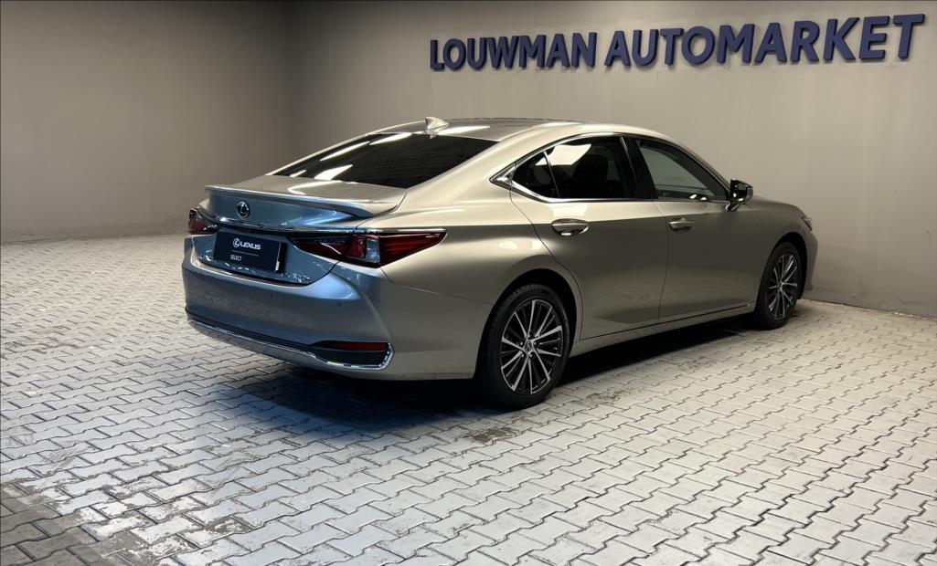 Lexus ES 300h