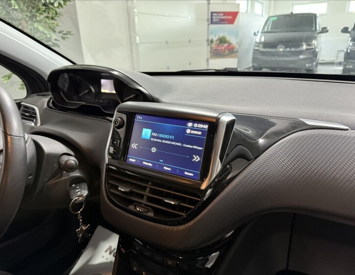 Peugeot 2008 14