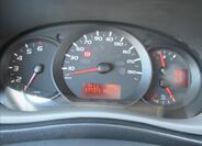 Nissan NV400 15