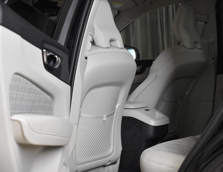 Volvo XC60 20