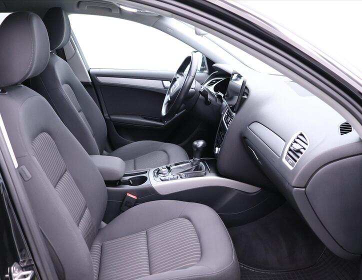 Audi A4 13