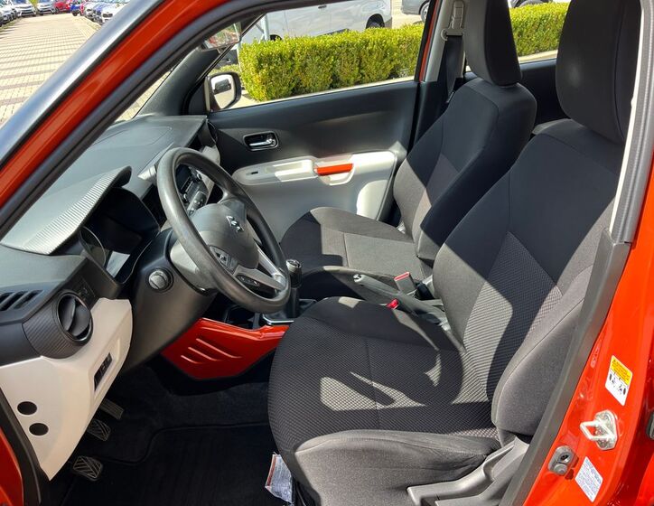 Suzuki Ignis 14