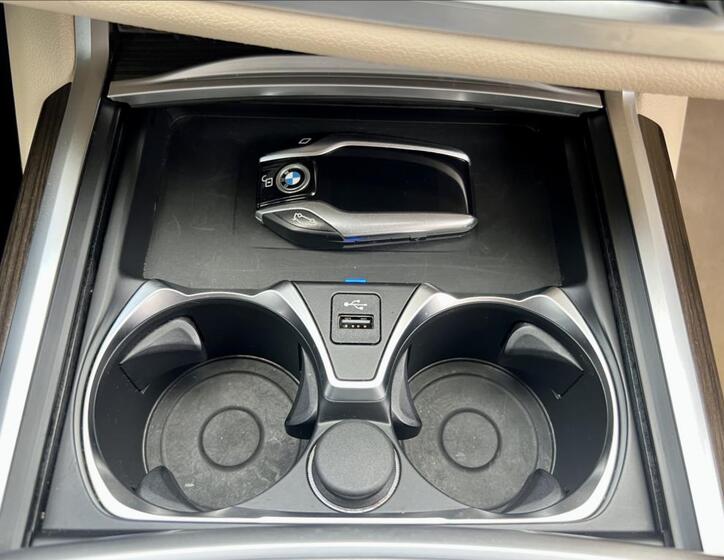 BMW Řada 7 41