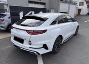 KIA ProCeed 4