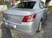 Peugeot 301 7