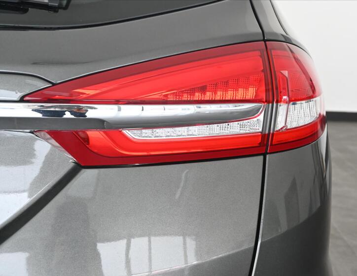Ford Mondeo 31