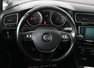 Volkswagen Golf 16