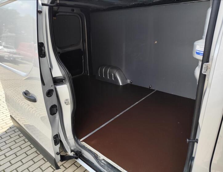 Renault Trafic 29
