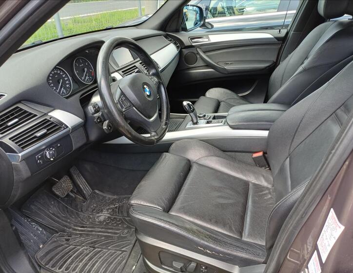 BMW X5 13