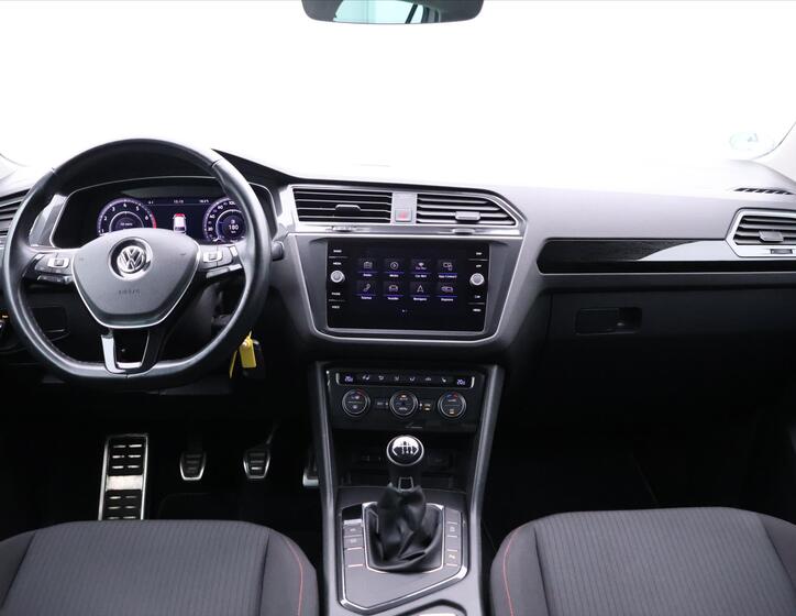Volkswagen Tiguan 21