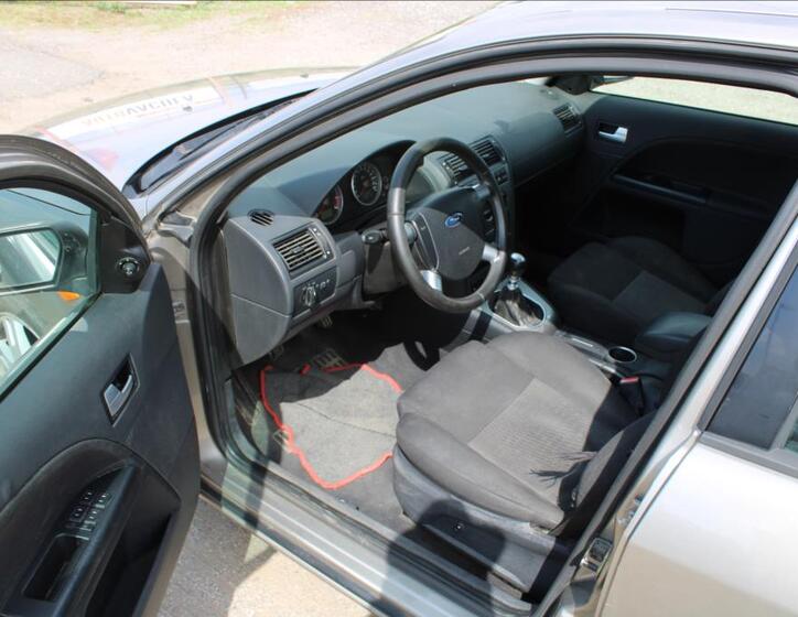 Ford Mondeo 9