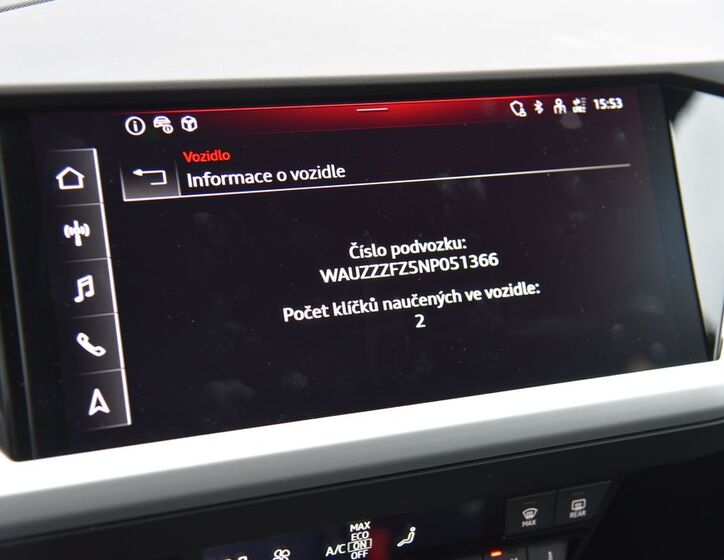 Audi Q4 31