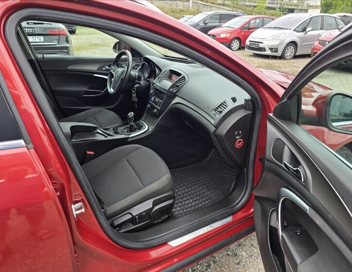 Opel Insignia 12