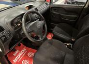 Opel Agila 17