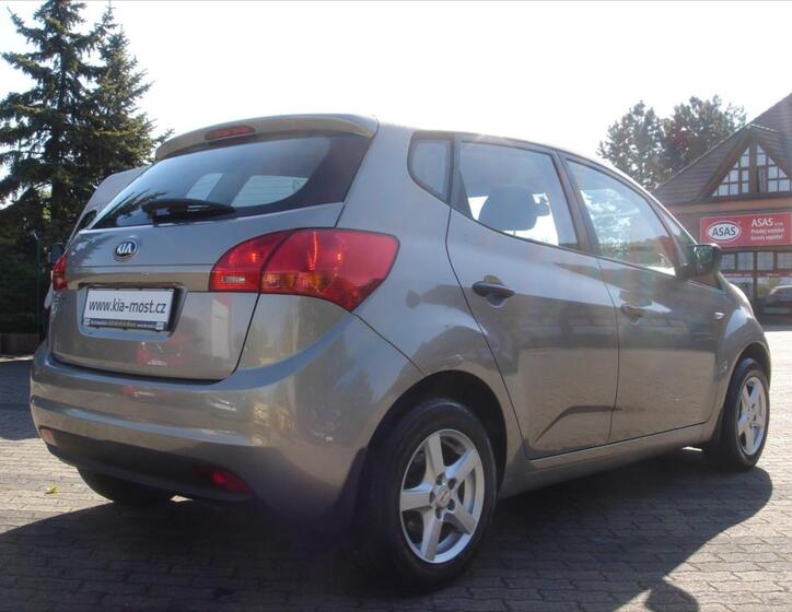 KIA Venga 9