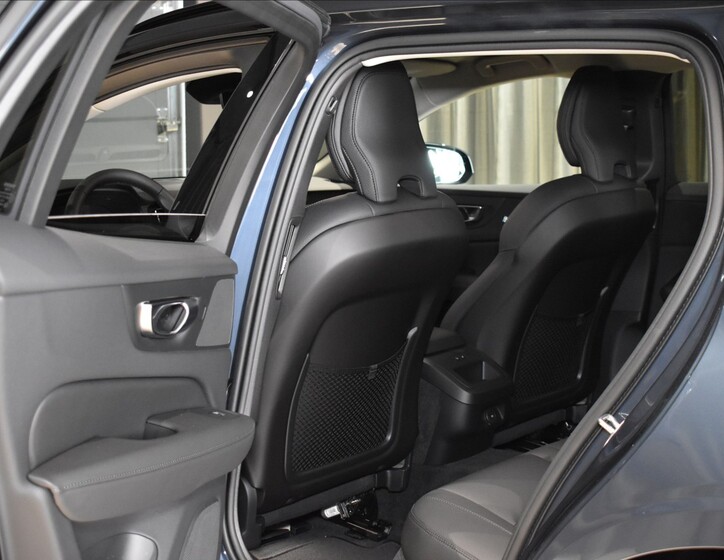 Volvo V60 16
