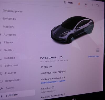 Tesla Model 3 17