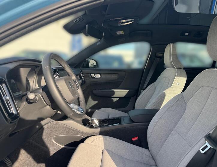 Volvo C40 7
