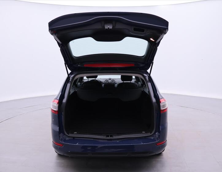 Ford Mondeo 9