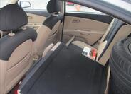 KIA Rio 15